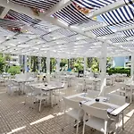 Alara Park 4*