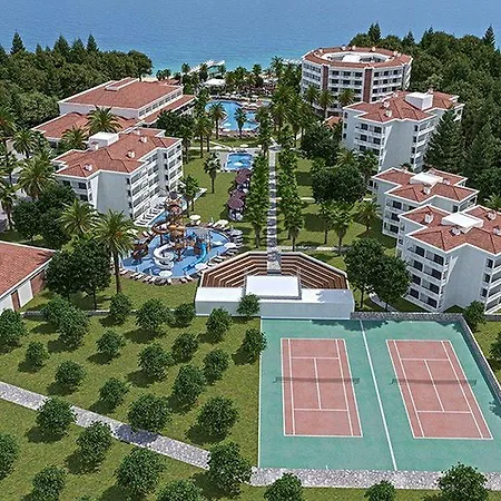 Alara Park Отель