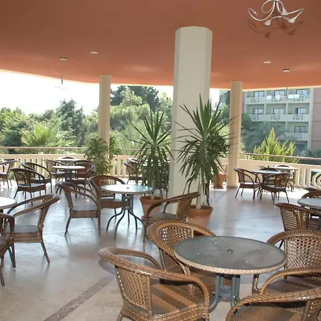 Отель Alara Park