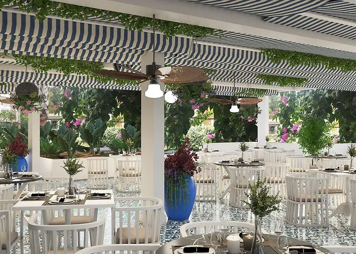 Alara Park 4* 아브살라르