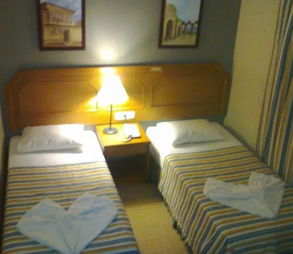 Alara Park 아브살라르