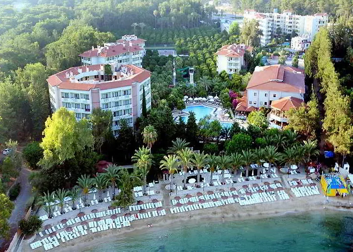 호텔 Alara Park 4*