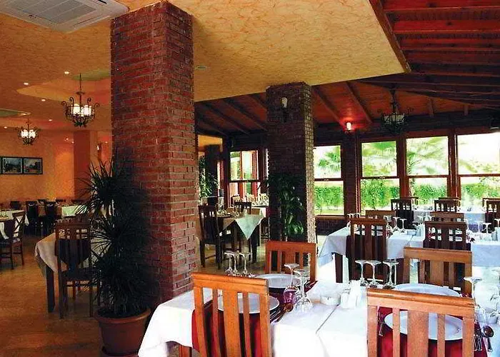 Alara Park Hotell Avsallar