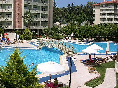 Alara Park 4*